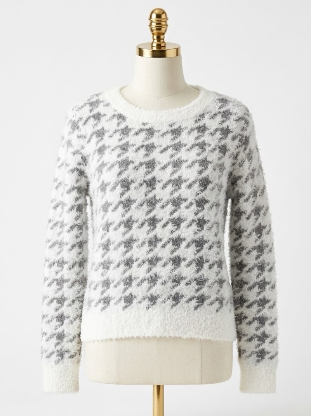 Mudd Houndstooth Fuzzy Sweater Cozy Eyelash Knit Preppy Y2K Winter Pullover S